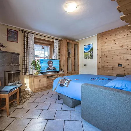 Apartment Yvonne - Myholidaylivigno Livigno